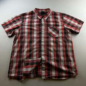 Oakley Men's Medium Red White Black Plaid Short Sleeve Button Up